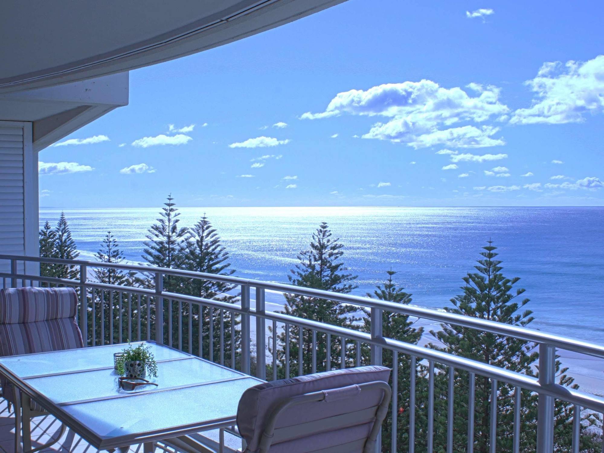 Aparthotel Indigo Blue Gold Coast Exterior foto